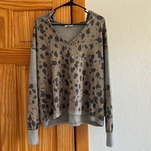 Patterned light hoodie